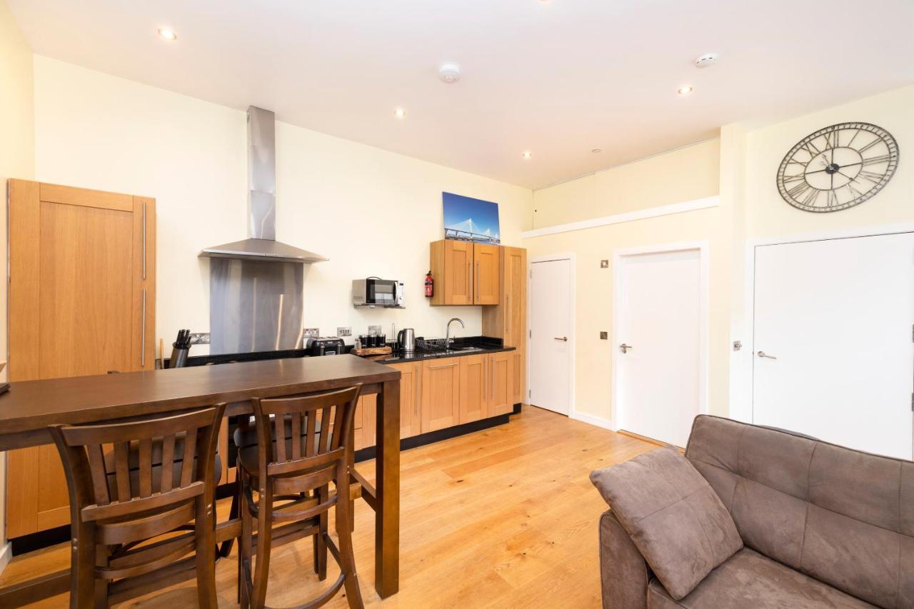 에든버러 Joivy 1 Bed Flat In Old Town, Next To St Giles Cathedral 아파트 외부 사진